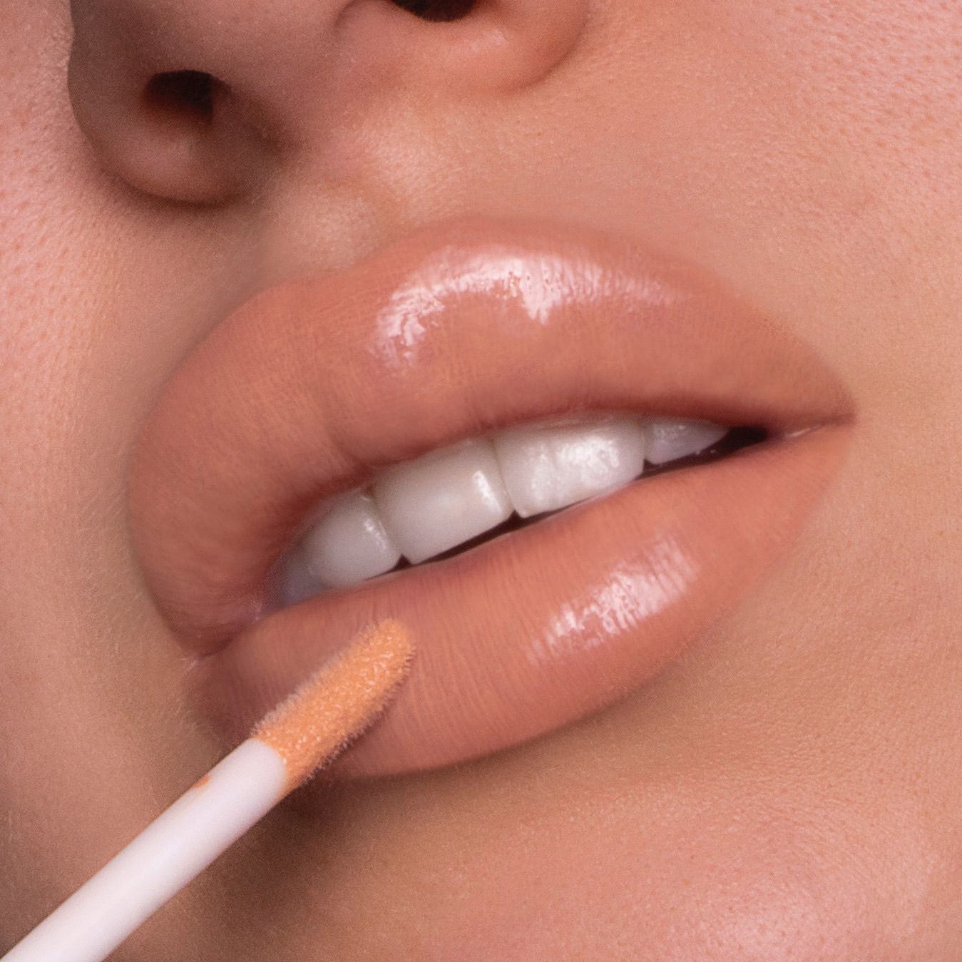 WIFEE GLOSS